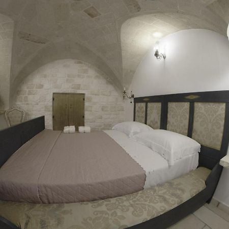 Appartement Dimora Baronia à Latiano Extérieur photo